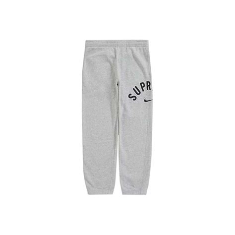 nike x supreme schoenen|supreme x Nike sweatpants.